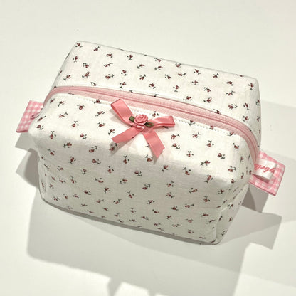 Ditsy Floral Makeup Bag